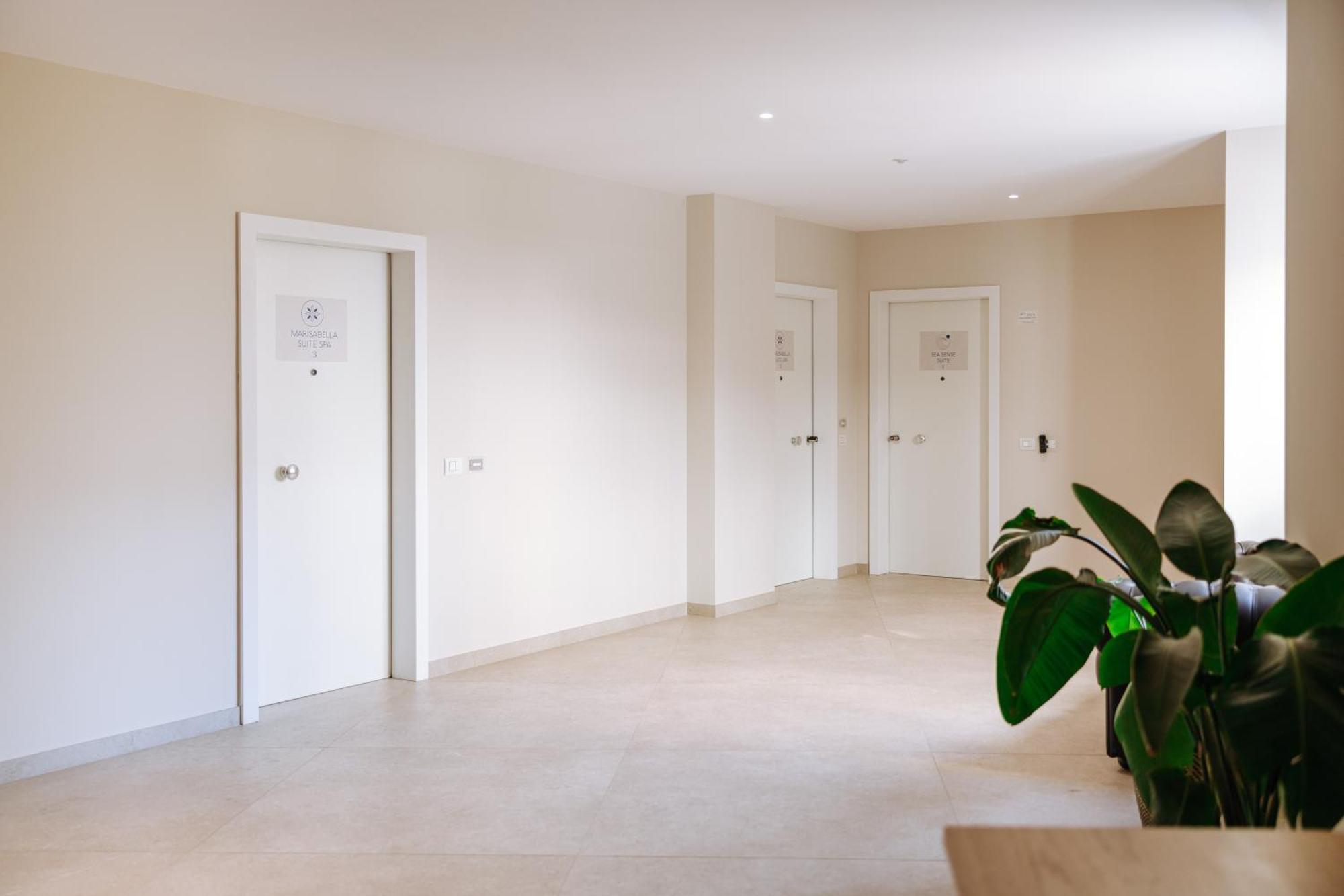Marisabella Suite Spa 3 Bari Exterior foto